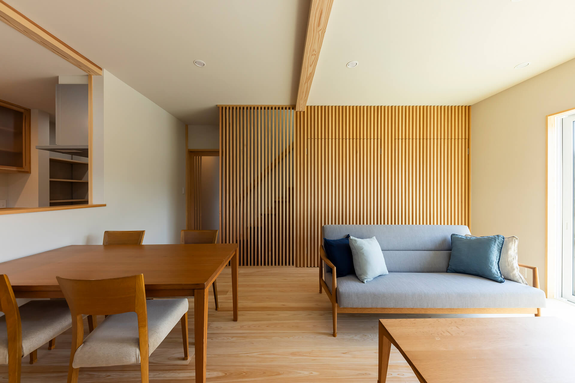 「家事効率」と「自分時間」の両立を叶える自然素材の家